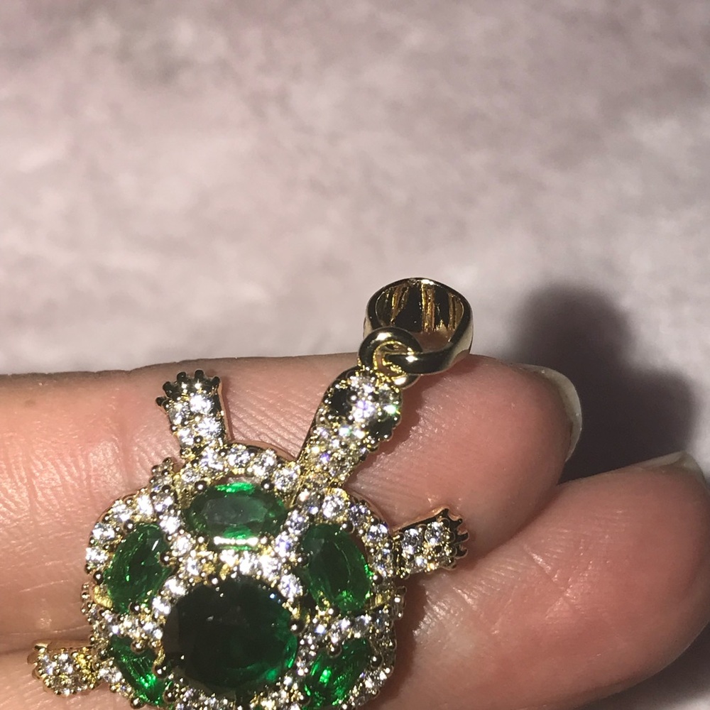 Elegant Xuping Jewelry Charm Gold & Green Sea Turtle Fashion Jewelry Pendant New - Picture 6 of 10